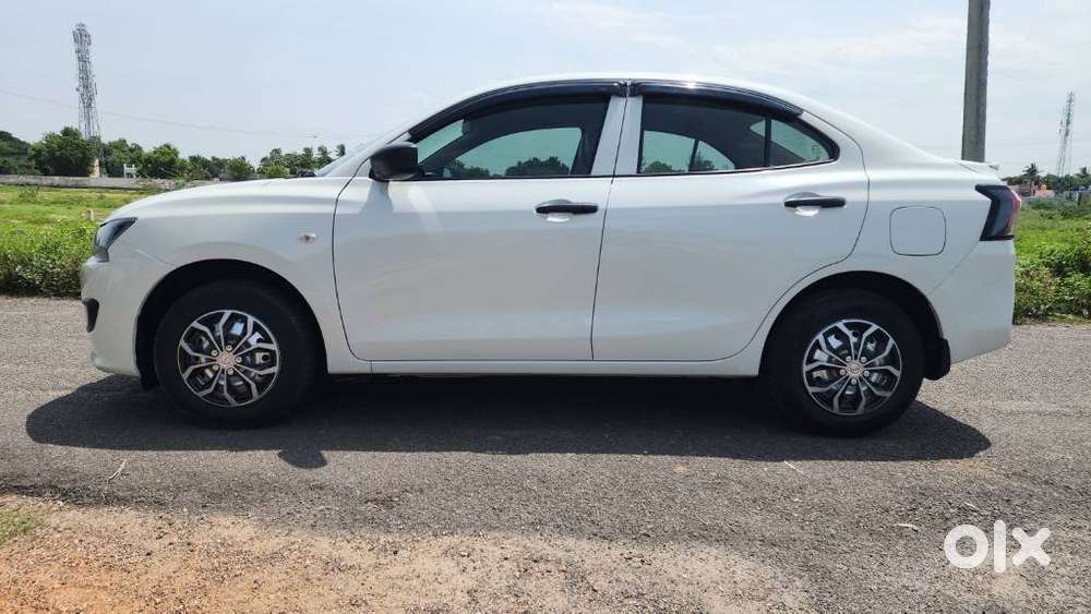 Maruti Suzuki Dzire 1.2 Vxi, 2025, Cng & Hybrids