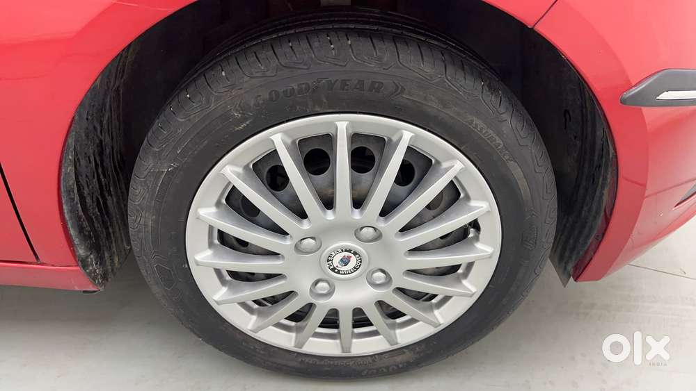 Tata Altroz 1.2 Xm Plus, 2022, Petrol