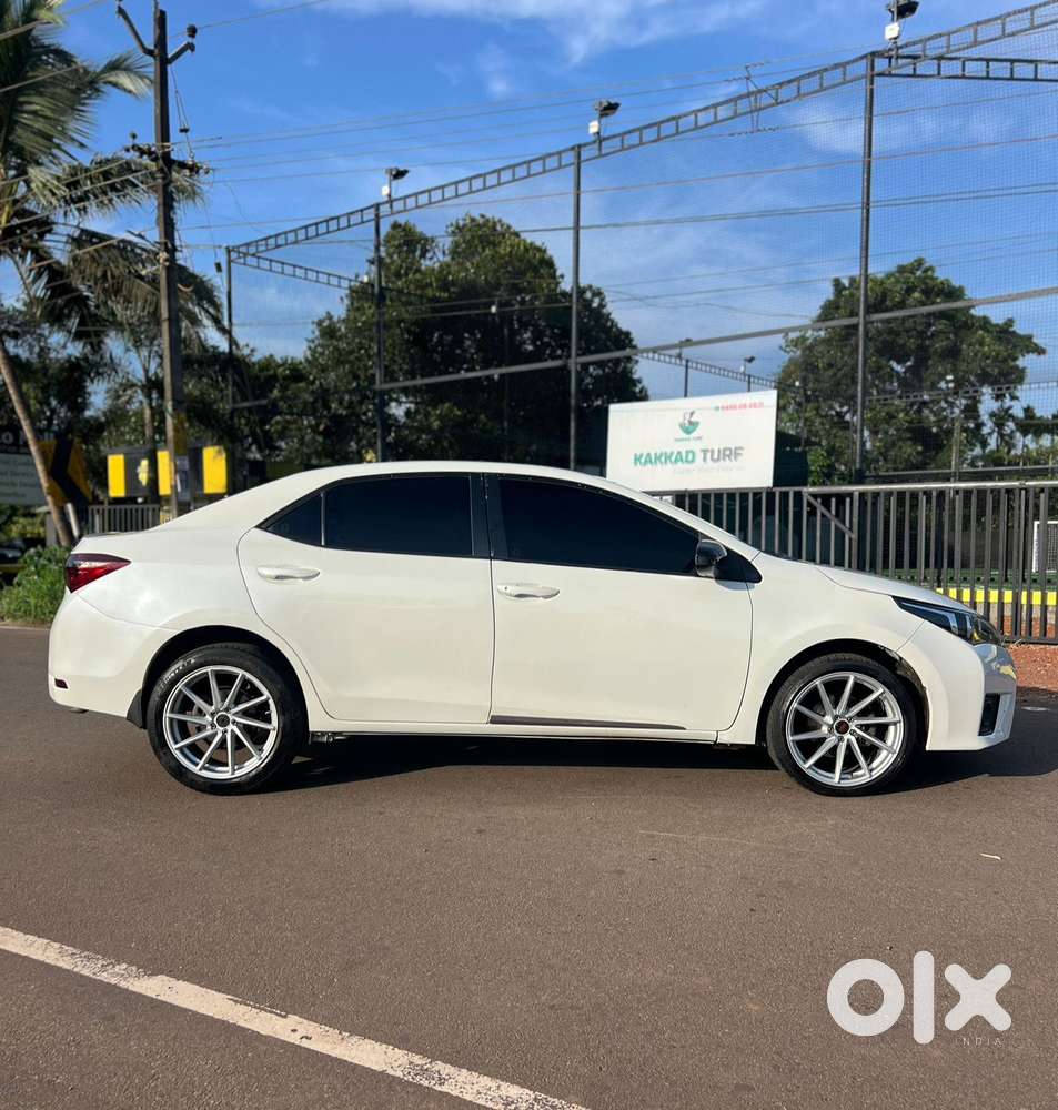 Toyota Corolla Altis 1.8 J Plus, 2014, Diesel
