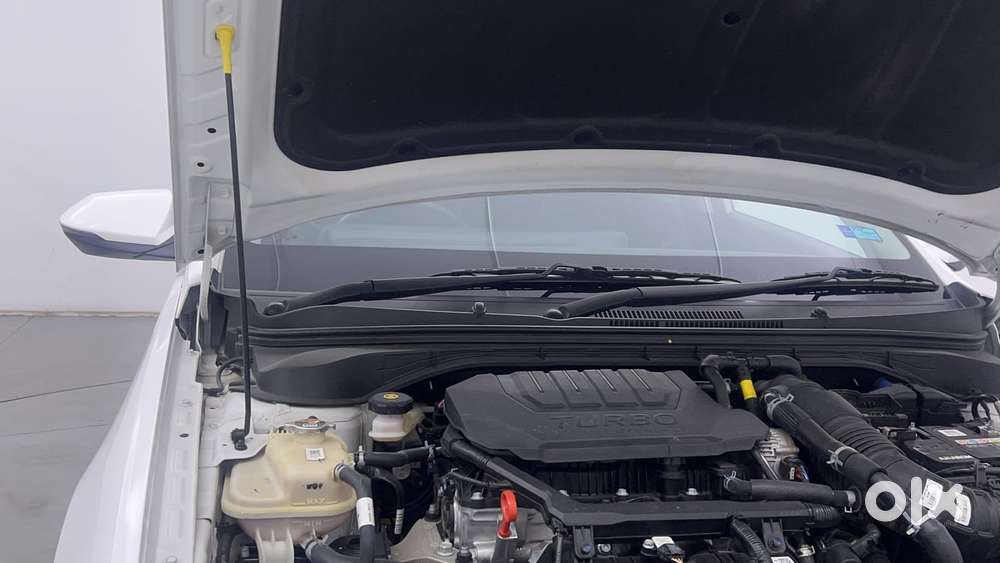 Hyundai Verna 1.5 Sx (o) Turbo Petrol Dct, 2024, Petrol