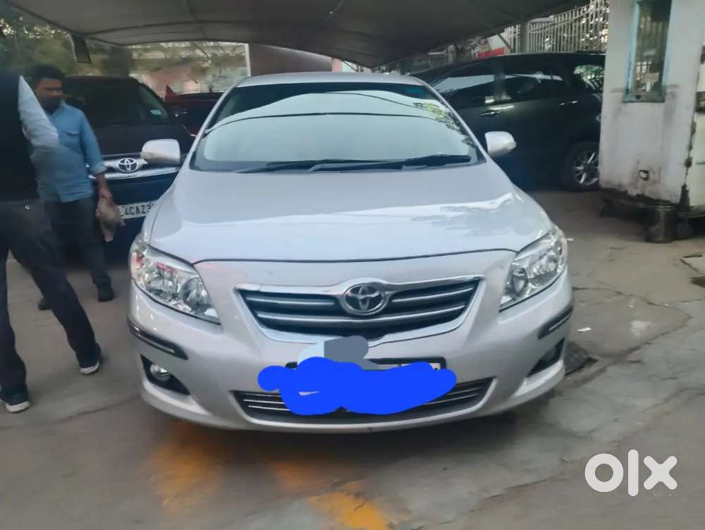 Toyota Corolla Altis 2011