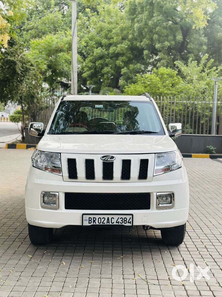 Mahindra Xuv300 W8 Diesel, 2016