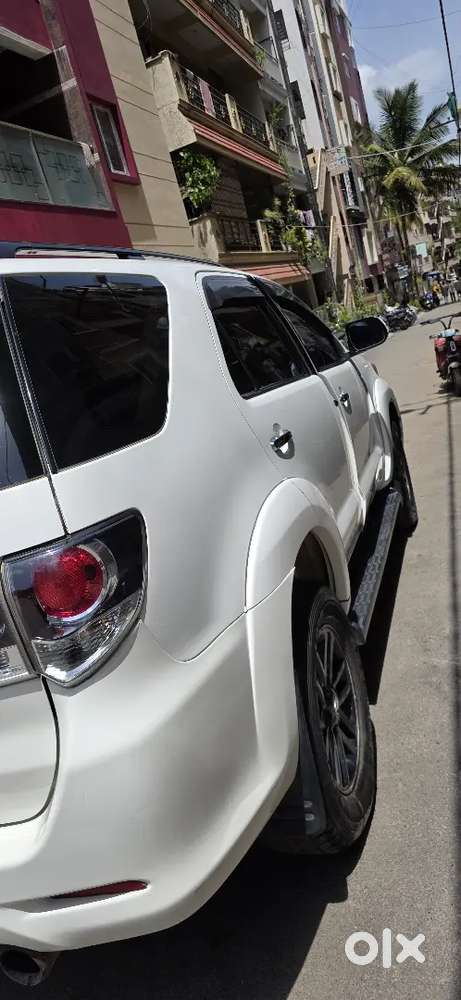 Toyota Fortuner 2016 Diesel 124000 Km Driven