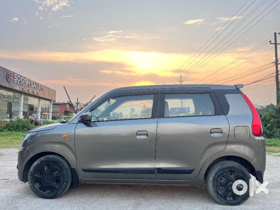 Maruti Suzuki Wagon R Zxi, 2023, Petrol
