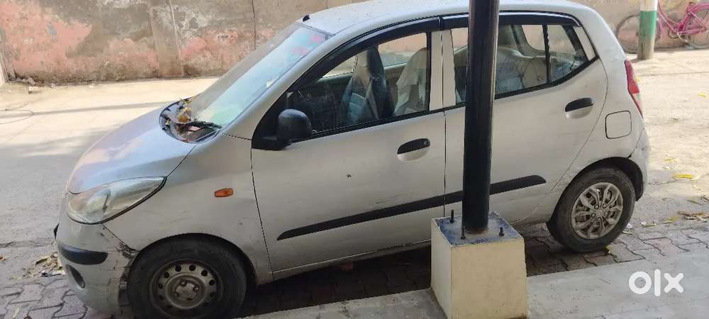 Well Maintained Car.no Problem Single Hand Use.tyre Is 60%