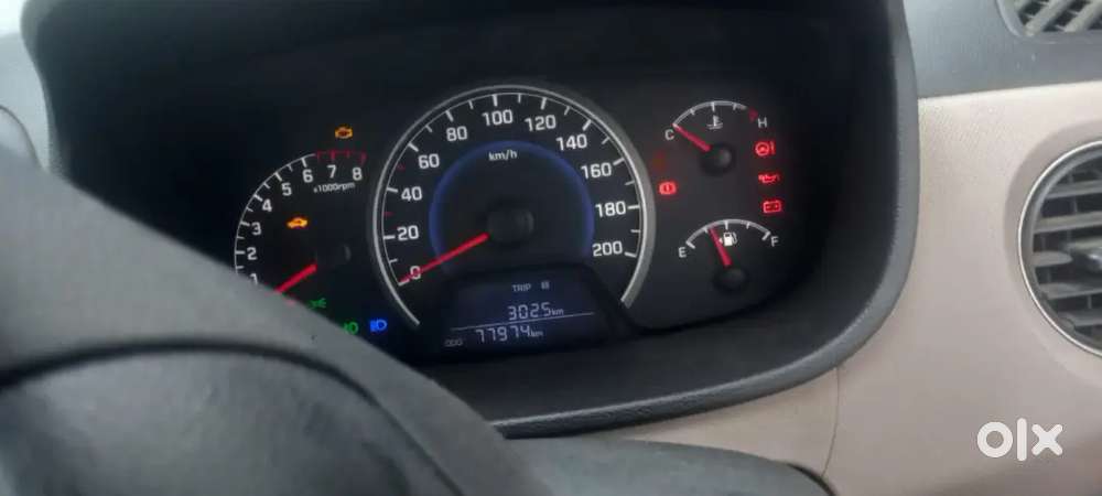 Hyundai Grand I10 2016 Petrol 75000 Km Driven