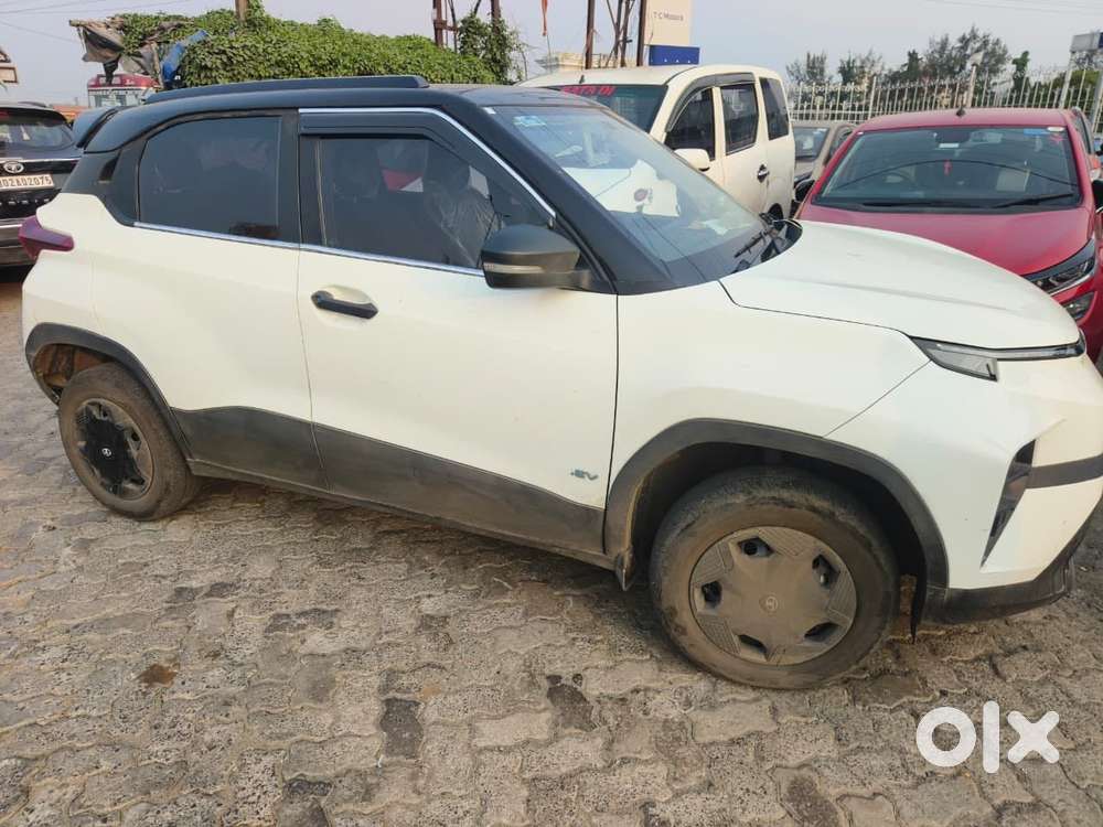 Tata Punch Ev Smart Plus, 2025, Electric