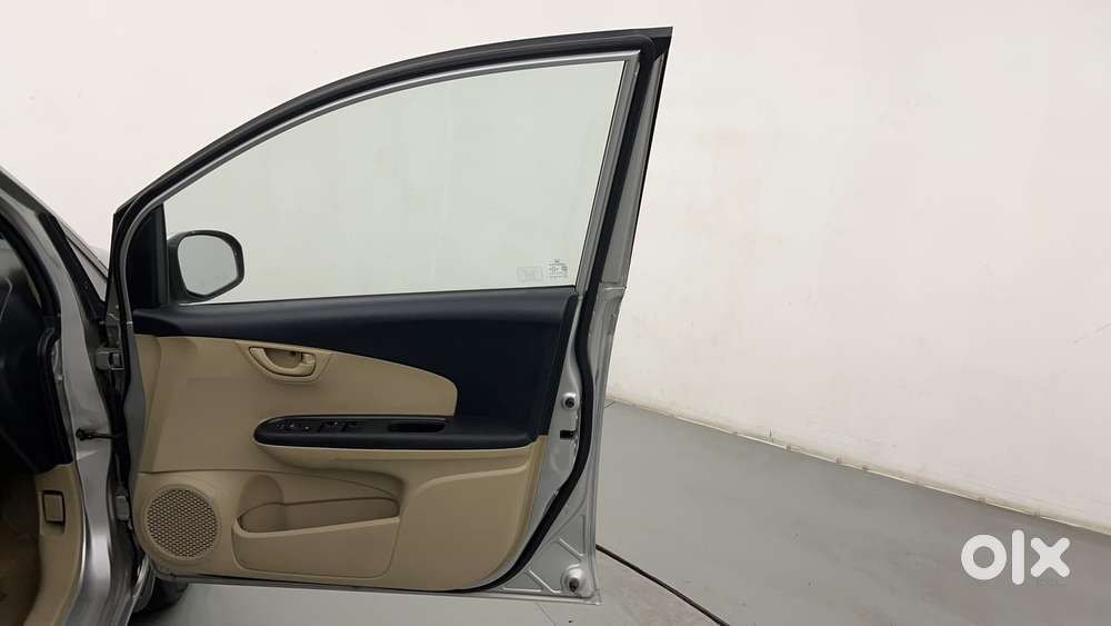 Honda Mobilio V Option I-vtec, 2014, Petrol