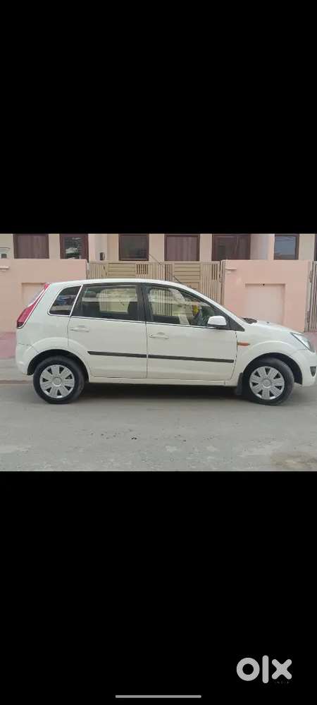 Ford Figo Petrol Manual 2011 Third