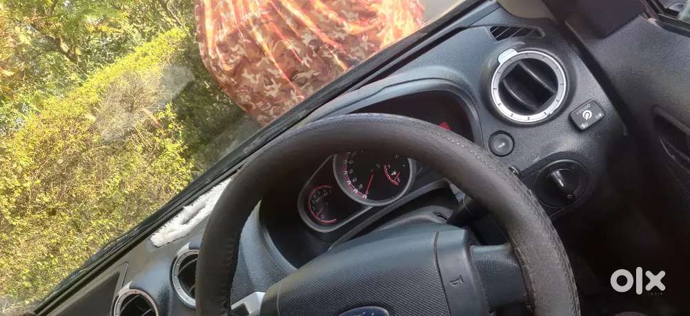 Ford Figo 2010 Petrol Titanium