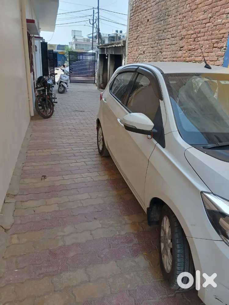 Tata Tiago Xz Diesel 2017
