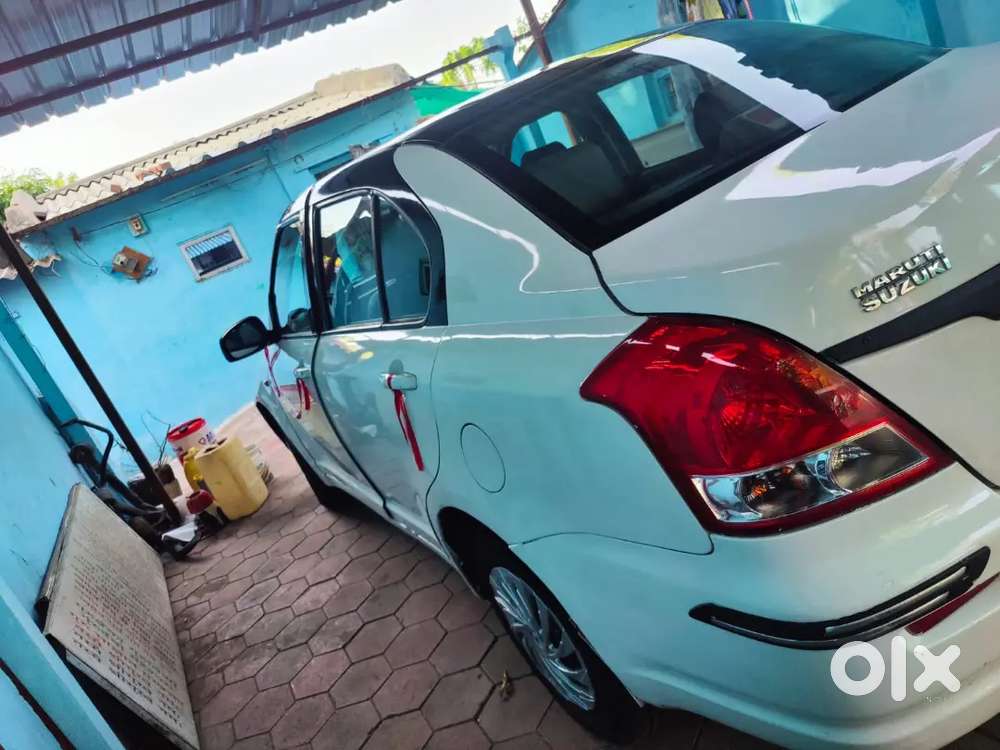 Maruti Suzuki Dzire 2015 Diesel 65000 Km Driven 25+ Mailage