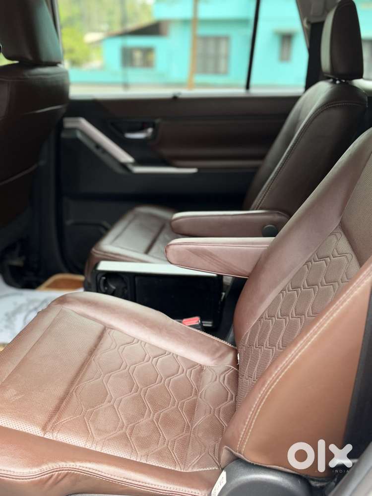 Toyota Innova Hycross 2.0 Zx (o) Hybrid 7 Str, 2024, Petrol
