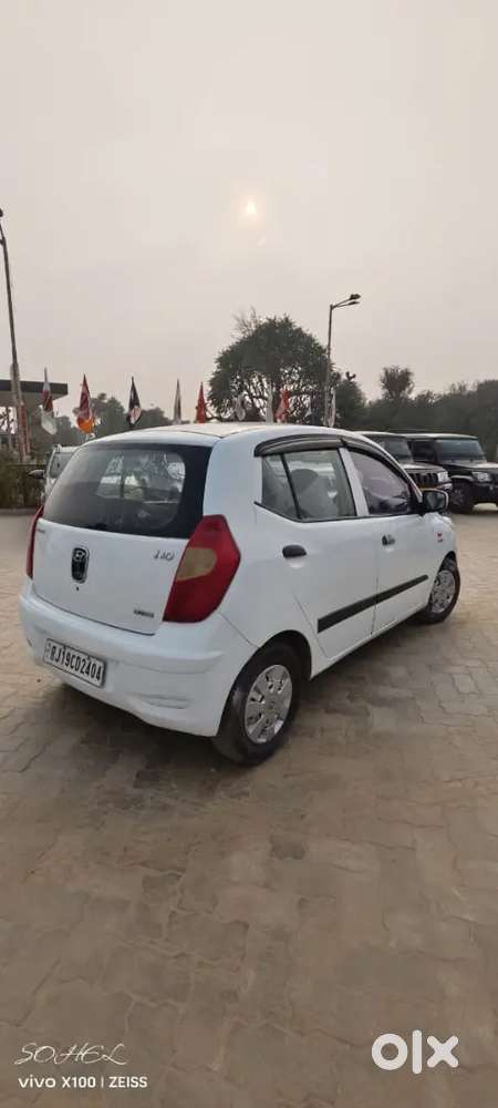 Hyundai I10 2012 Petrol 120000 Km Driven