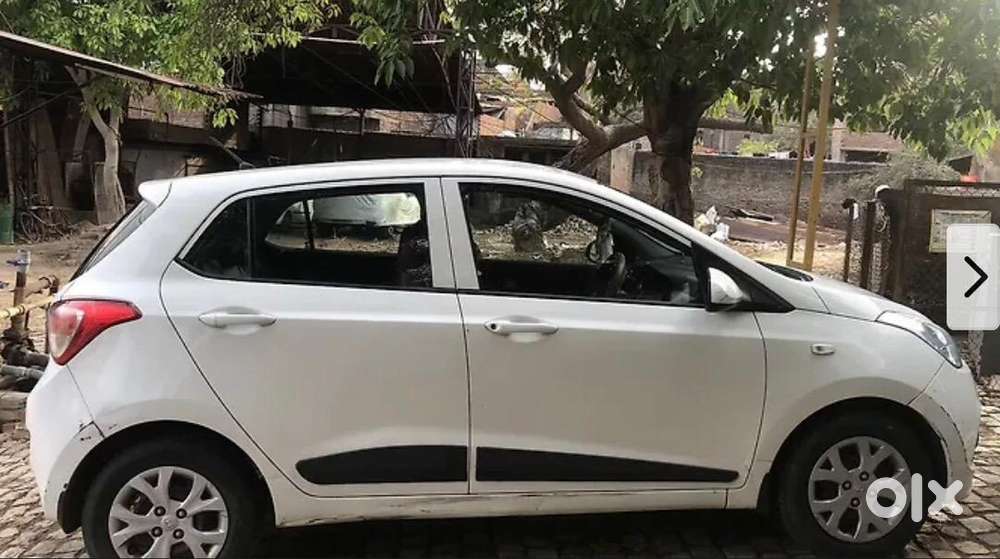 Hyundai Grand I10 2013 Diesel Well Maintained