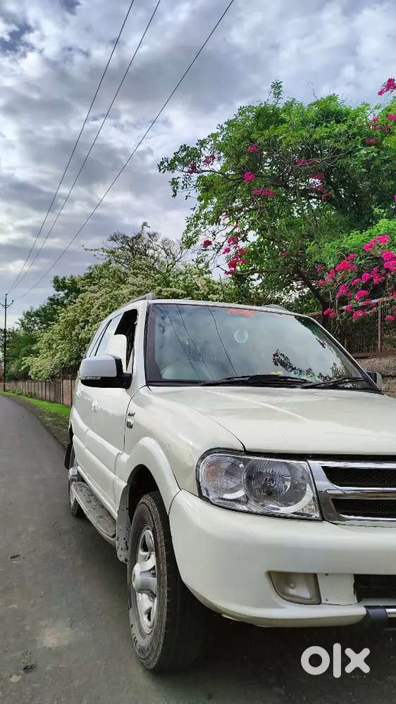 Tata Safari Dicor 2014