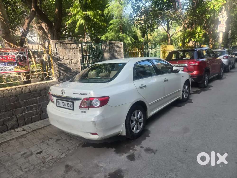 Toyota Corolla Altis 2013