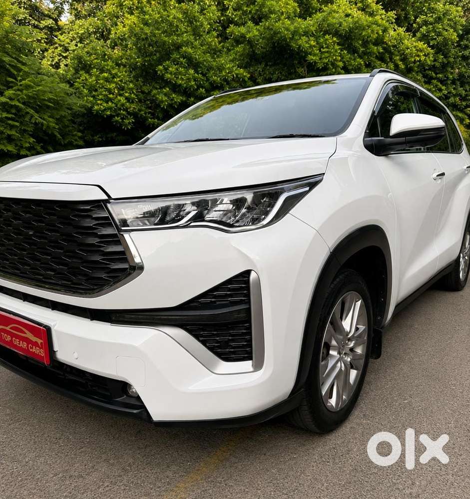 Toyota Innova Hycross 2.0 Zx Hybrid 7 Str, 2024, Petrol