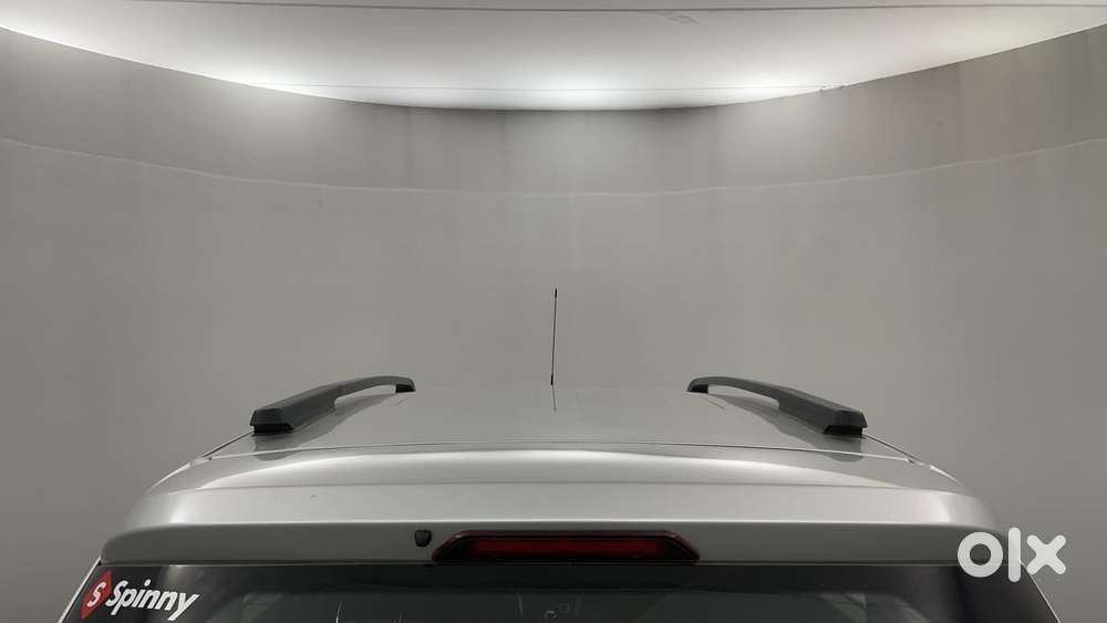 Renault Triber Rxz, 2023, Petrol