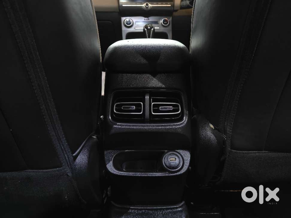 Hyundai Creta Sx Petrol Mt, 2022, Petrol