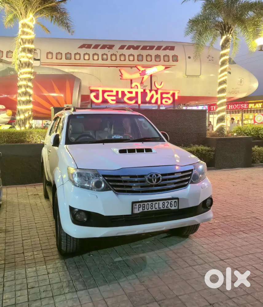 Fortuner Excellent Condition Chilled Ac Brand New Tyre Touch Screen