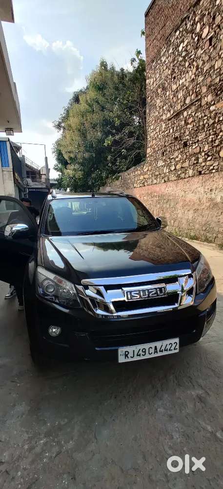 Isuzu V-cross 2018 Diesel Excellent Condition