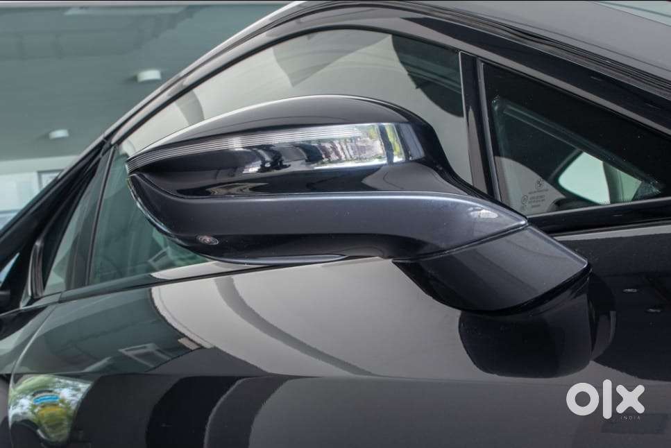 Bmw I8 Plug-in Hybrid  Sophisto Black  Well-maintained