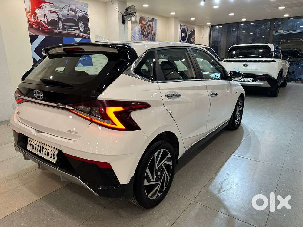 Hyundai Elite I20 Asta (o) 1.2 Mt, 2025, Petrol