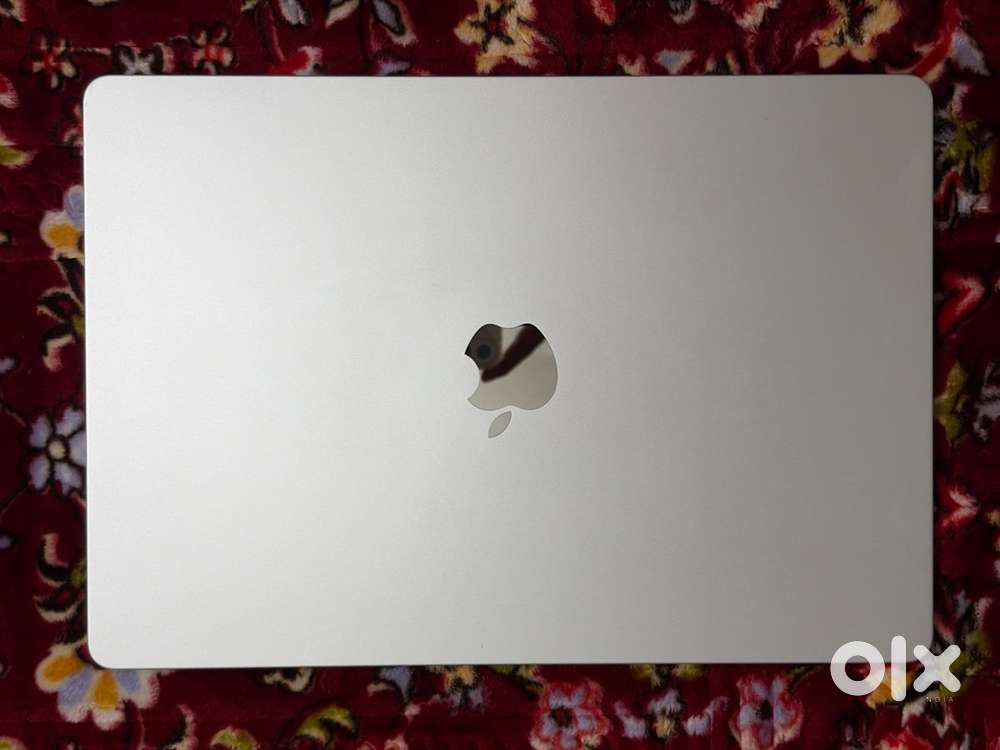 Macbook Air 15 - M2 Under Apple Care Warrenty
