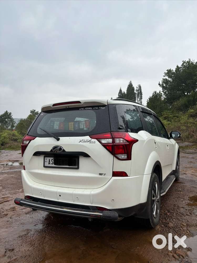 Mahindra Xuv 500 W7 Pearl White 2020 In Perfect Condition For Sell
