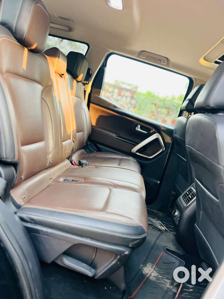 Mahindra Scorpio-n 2.2 Z8 L Diesel At 7 Str, 2023, Diesel