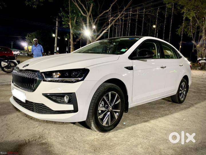 Slavia 1.5l Mt White Color