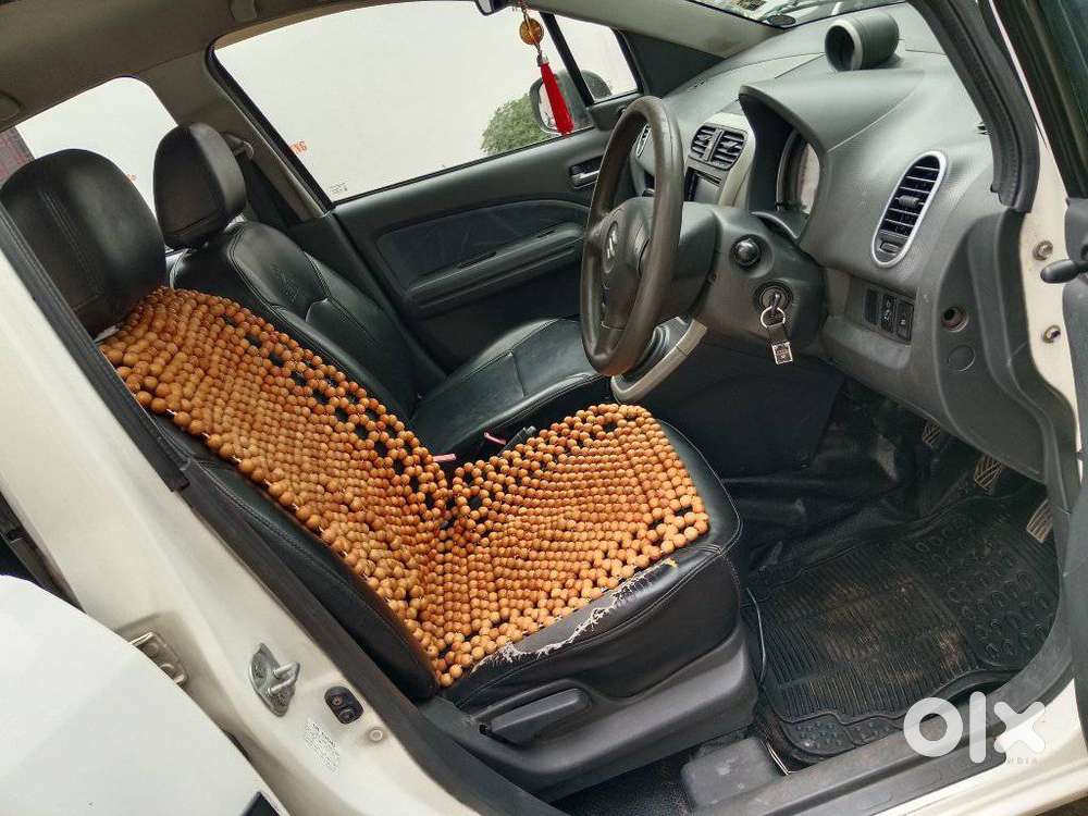 Maruti Suzuki Ritz Vxi, 2009, Petrol