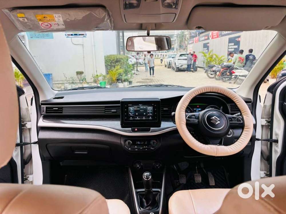 Maruti Suzuki Xl6 1.5 Alpha Plus Mt, 2023, Petrol