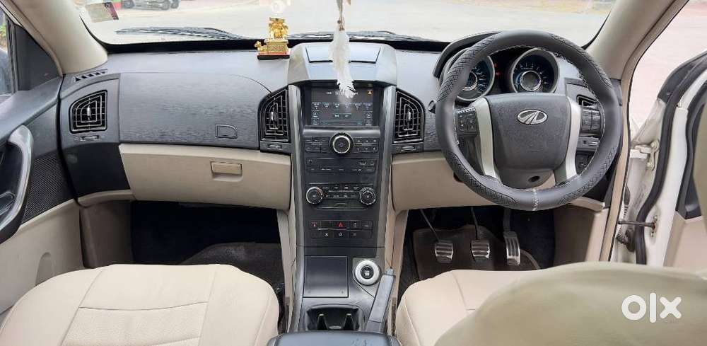 Mahindra Xuv500 2.2 W10, 2015, Diesel