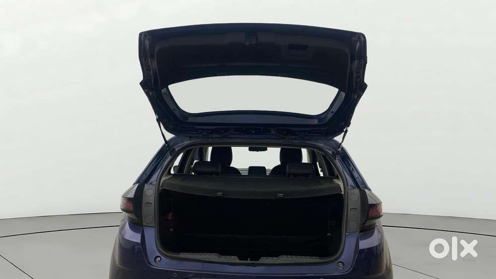 Tata Altroz Xz Plus (s), 2023, Petrol