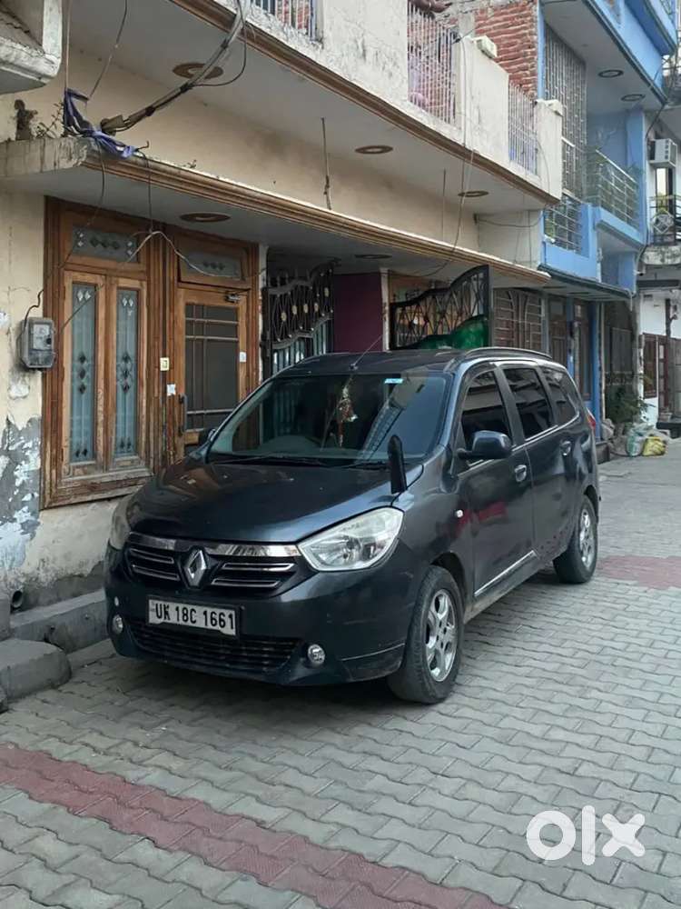 Renault Lodgy 2015 Diesel Well Maintained