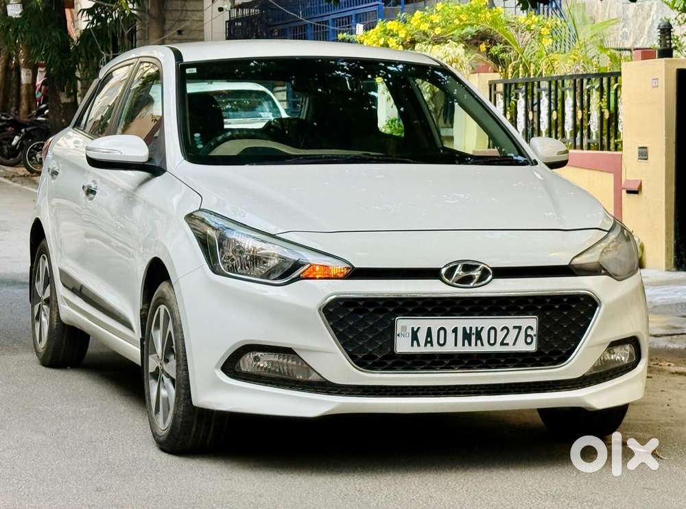 Hyundai Elite i20 Sportz (O) 1.2, 2015, Petrol
