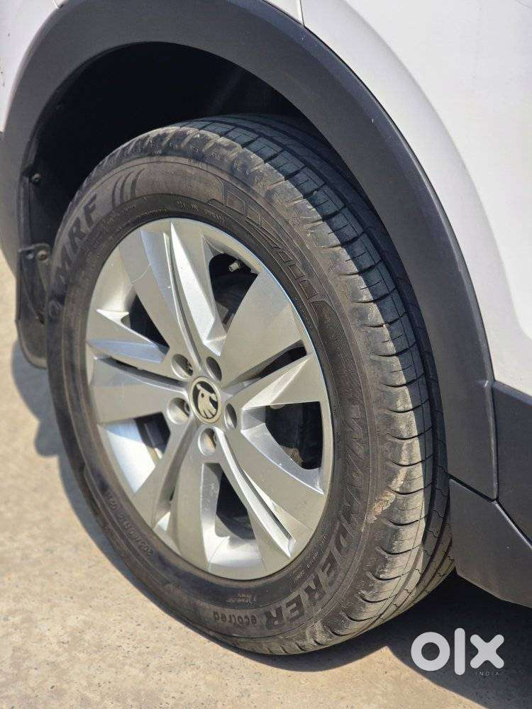 Skoda Kushaq 1.0 Tsi Ambition, 2023, Petrol