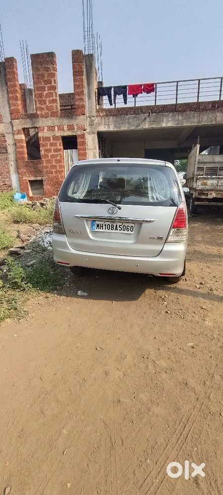 Toyota Innova 2011 Diesel Well Maintained