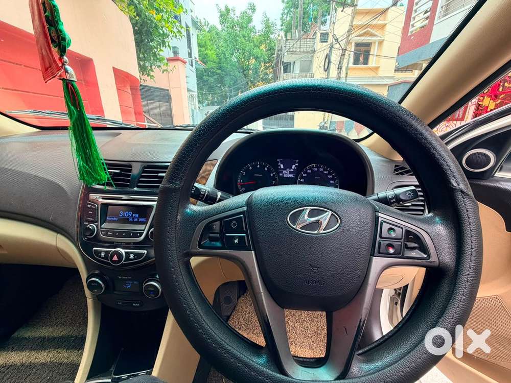 Hyundai Verna Petrol 2016
