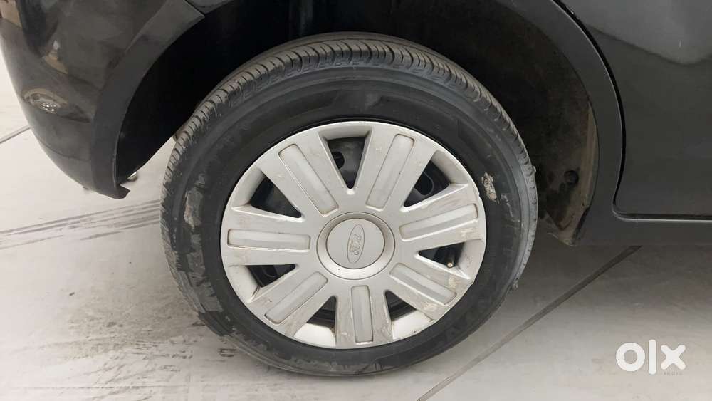 Ford Figo 2010-2012 Petrol Zxi, 2013, Petrol