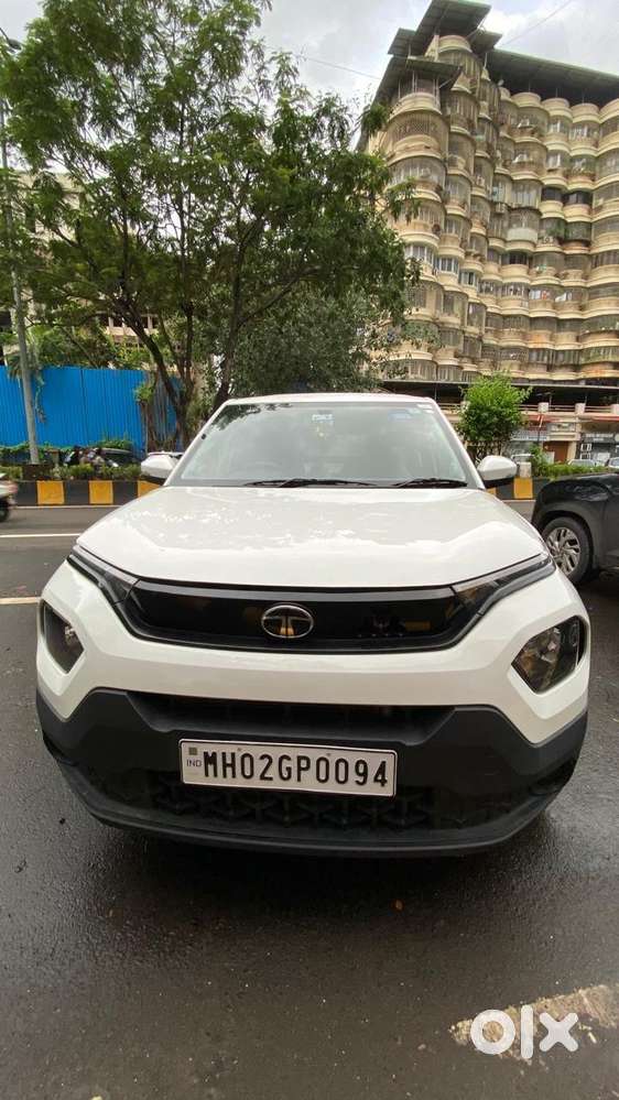 Single Handed Driven. Bank Vehicle