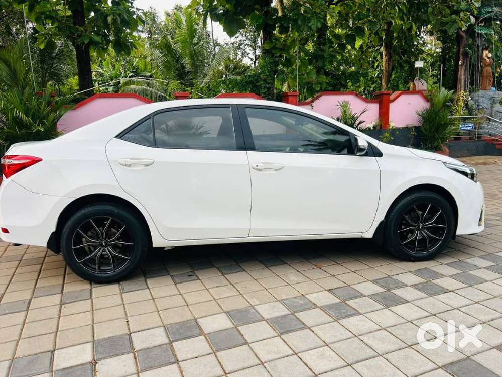 Toyota Corolla Altis 1.8 Js, 2014, Diesel