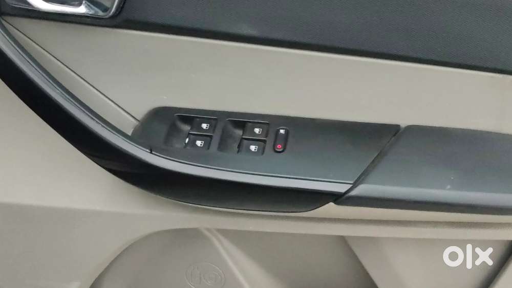 Tata Tiago 1.2 Revotron Xz, 2017, Petrol