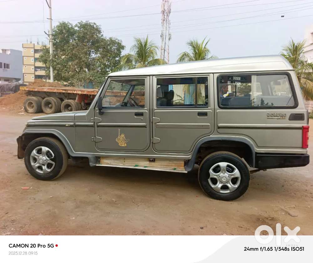 Bolero Xl 10 Seater 
Rc Valid :sep-2031