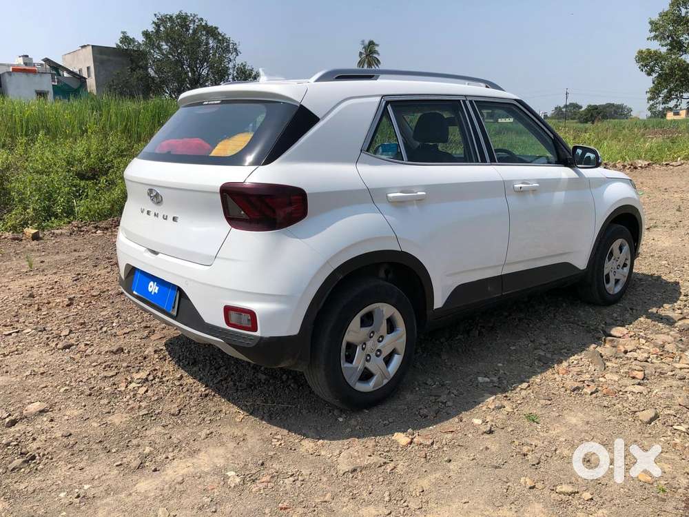 Hyundai Venue S, 2022, Petrol