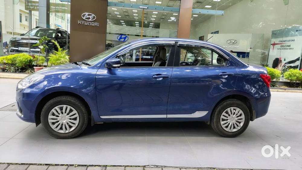 Maruti Suzuki Dzire 1.2 Vxi Amt, 2022, Petrol
