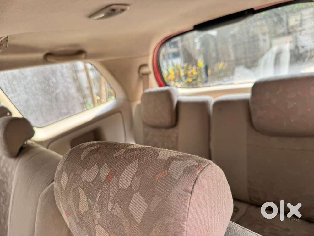 Toyota Innova 2004-2011 2.5 G4 Diesel 8-seater, 2006, Diesel