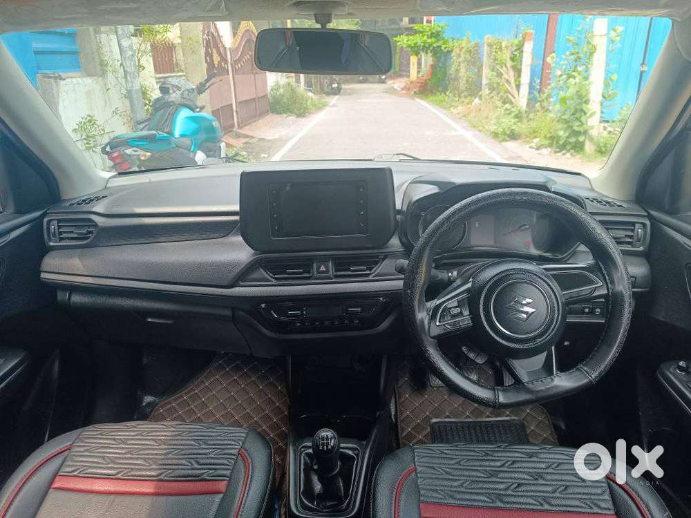 Maruti Suzuki Swift Vxi Optional, 2025, Petrol